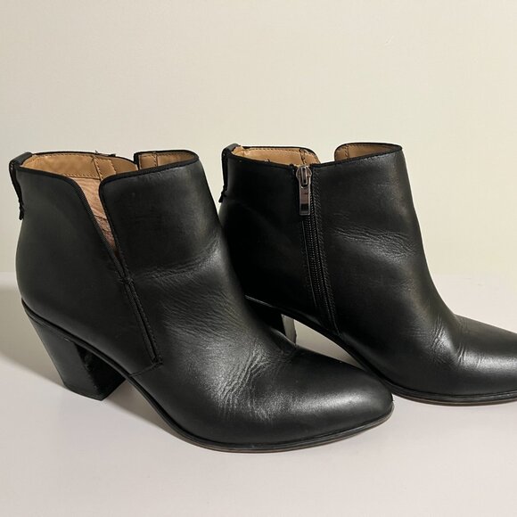 Franco Sarto Black Leather Ankle Boot Orchard Size 9.5 - Picture 2 of 11